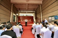 居民没花一分钱 杭州定安苑装上了新电梯